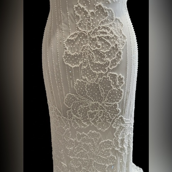 Elegant hand beaded intricate White Halter Dress - Picture 3 of 11